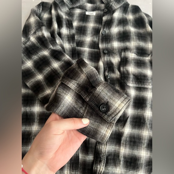 Garage flannel button up - Picture 2 of 4
